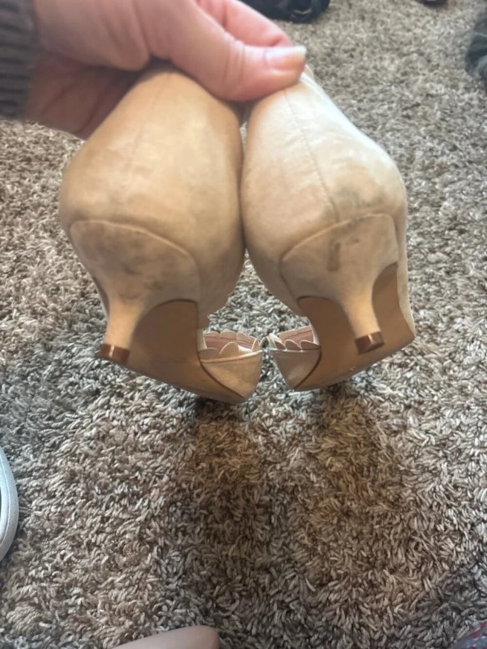 Heels - Picture 4 of 4